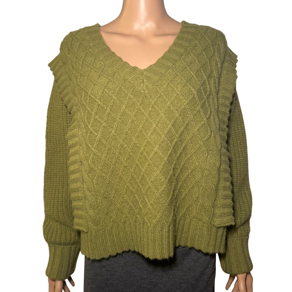 So Me Women's Green Cable Knit V Neck Sweater Size M